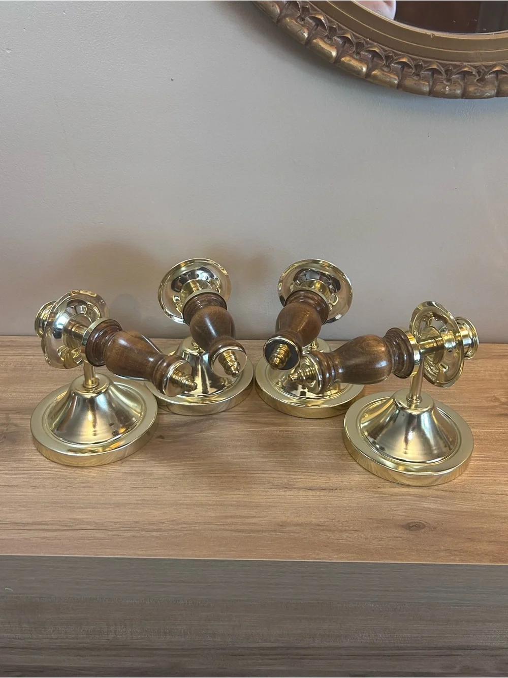 Brass and Brown Wood Wall sconces — Set of 4